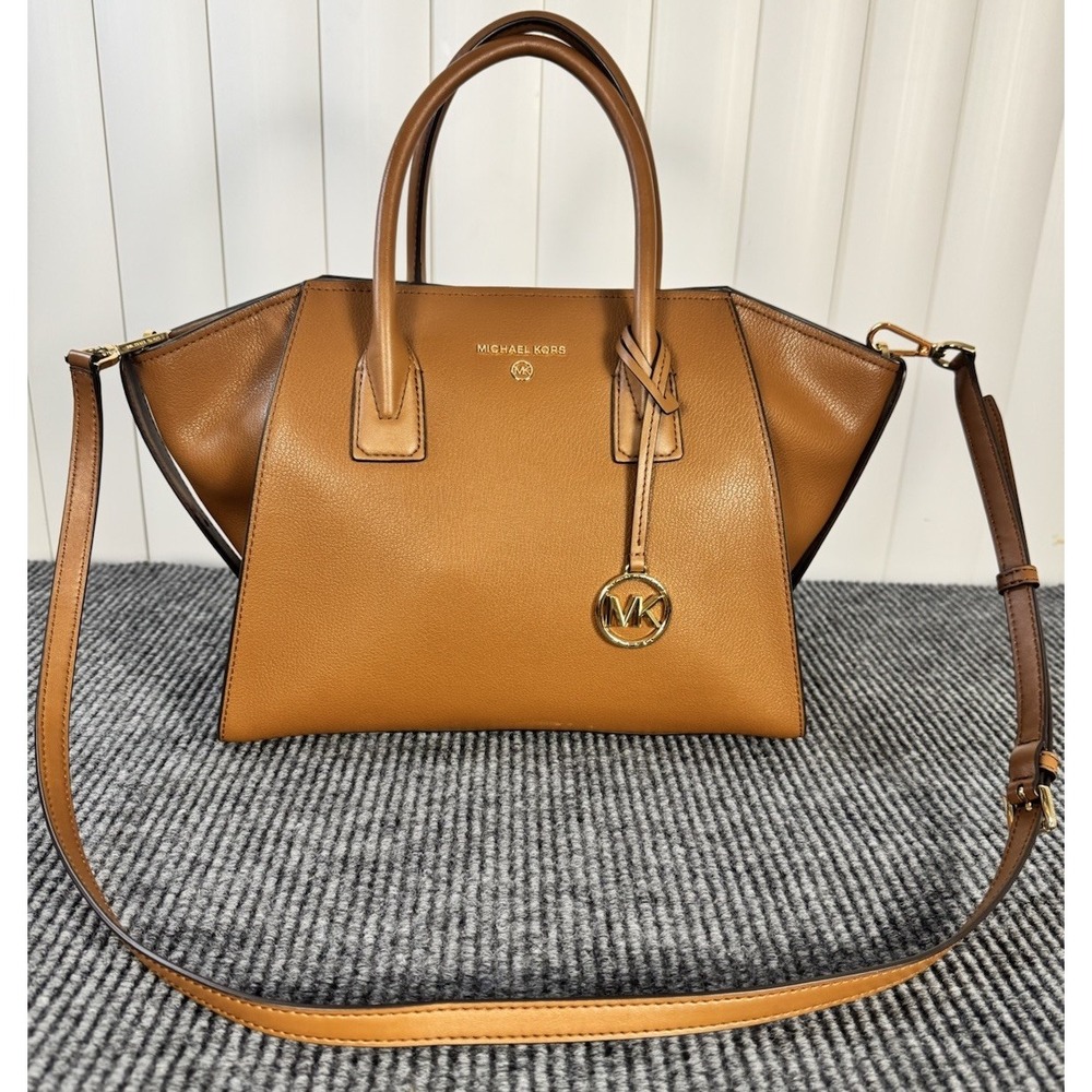 Michael Kors Large Avril Pebbled Brown Leather Satchel Crossbody Luggage NWOT - Picture 2 of 16